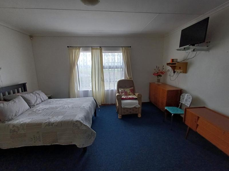 3 Bedroom Property for Sale in Fraaiuitsig Western Cape